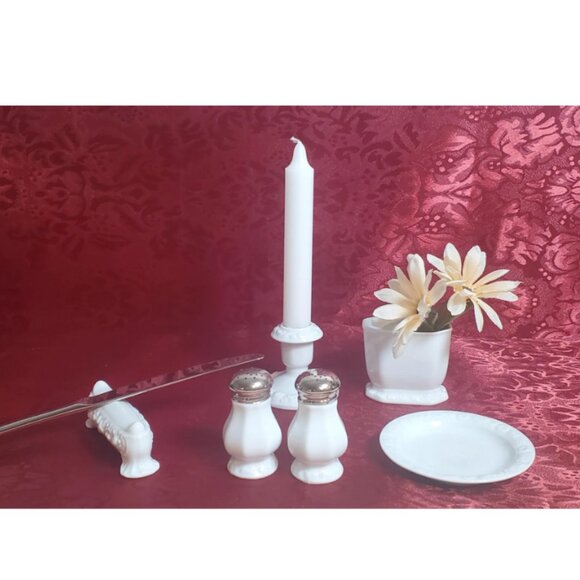 Rosenthal MARIA White Porcelain Candlestick Holders, small (2.5" tall) Germany - Picture 5 of 5